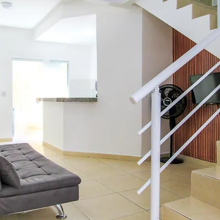Casa Incrivel C Wi-Fi A 3 Min Da Praia Da Enseada Guaruja Exterior photo